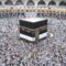 دعاء من أمام الكعبة المشرفة… لأرواح الشهداء ودعماً للدولة السورية